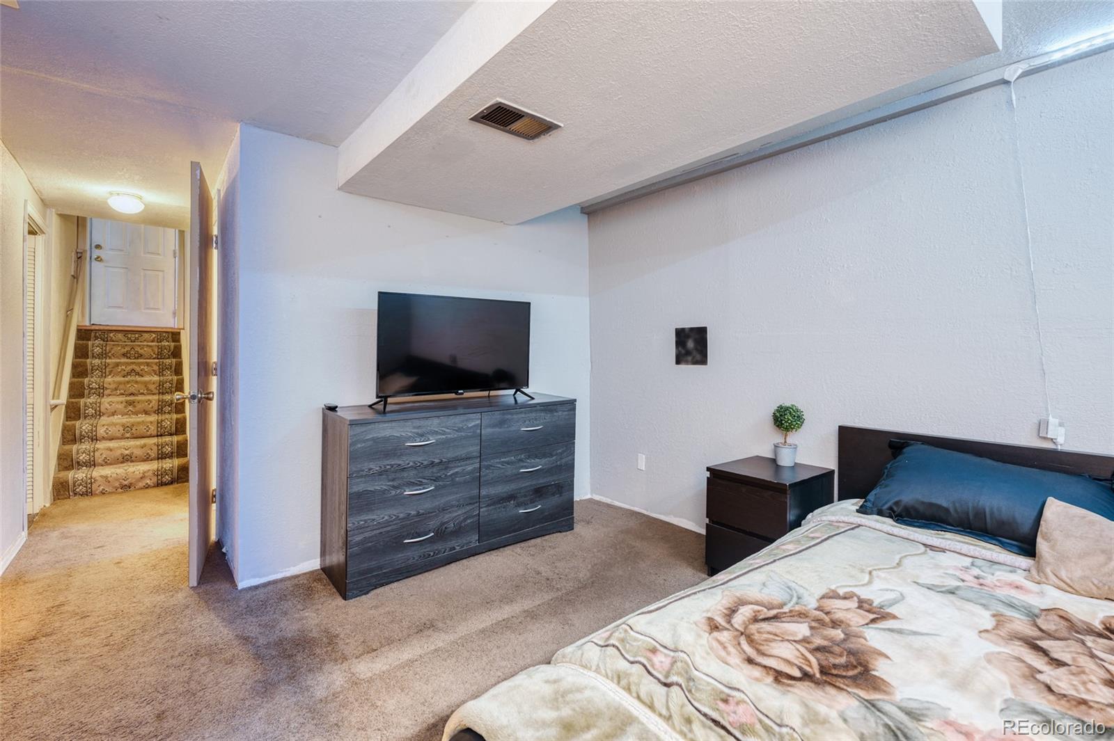 MLS Image #18 for 3035 s biscay street,aurora, Colorado