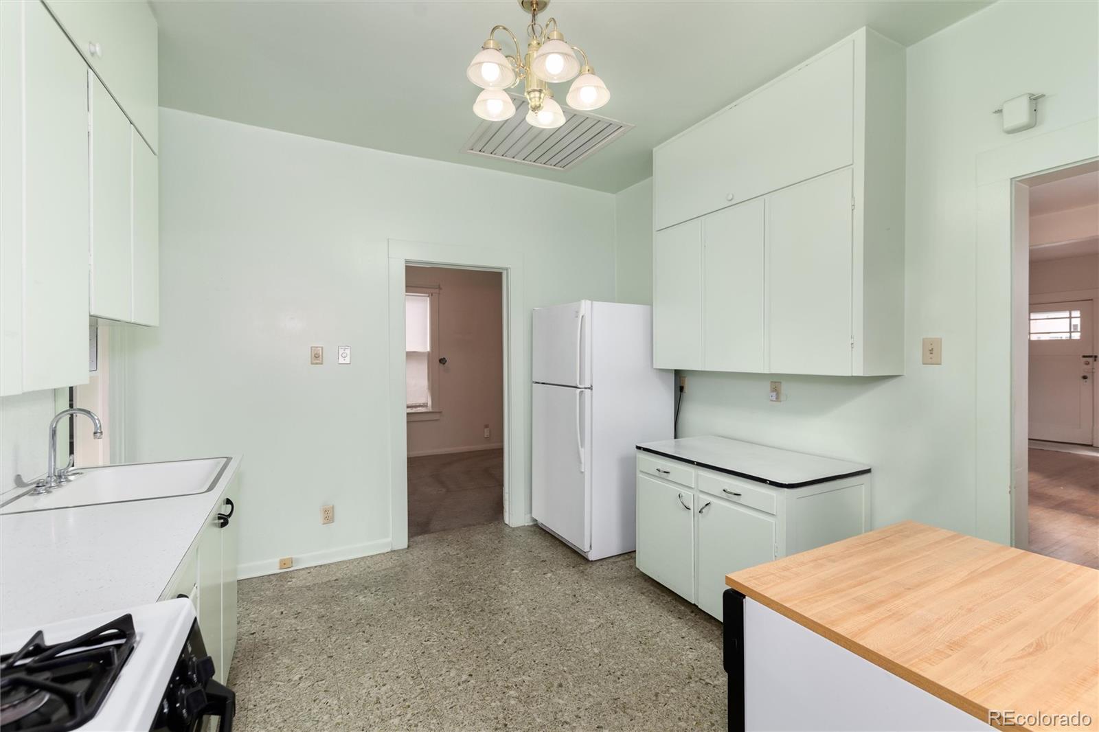 MLS Image #15 for 2819 s bannock street,englewood, Colorado