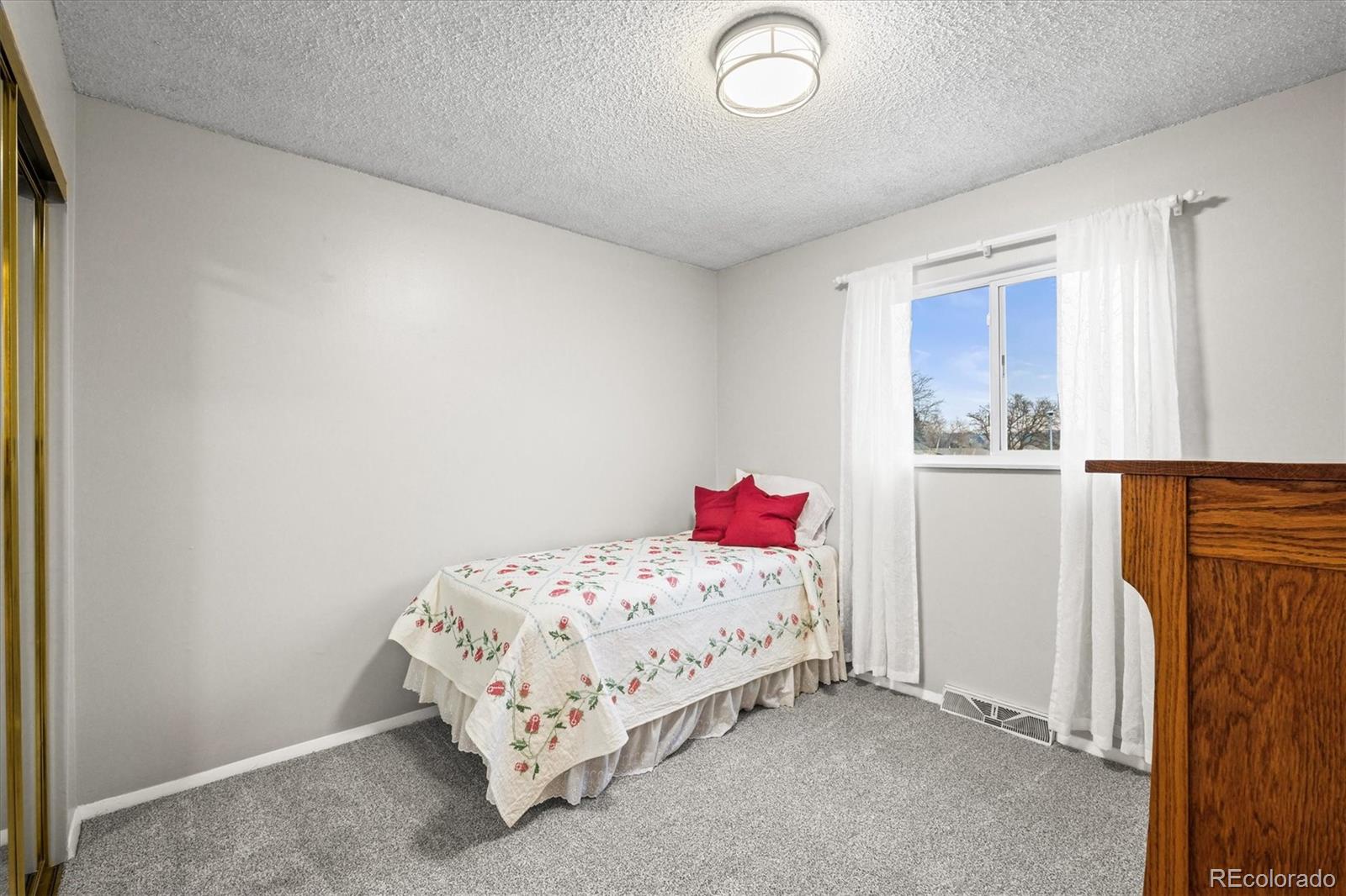 MLS Image #14 for 6568 s dahlia circle,centennial, Colorado