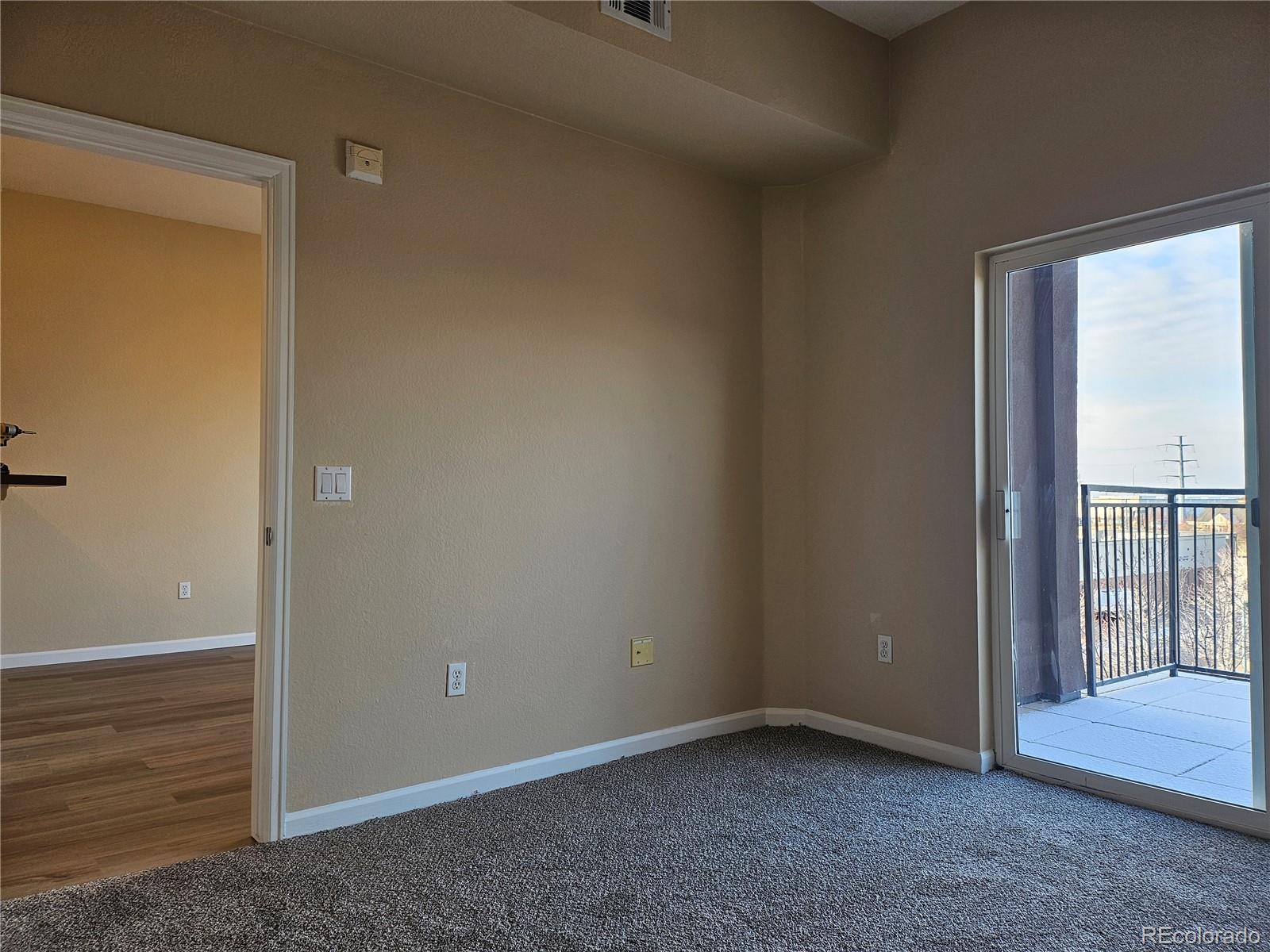 MLS Image #7 for 15475 e andrews drive,denver, Colorado