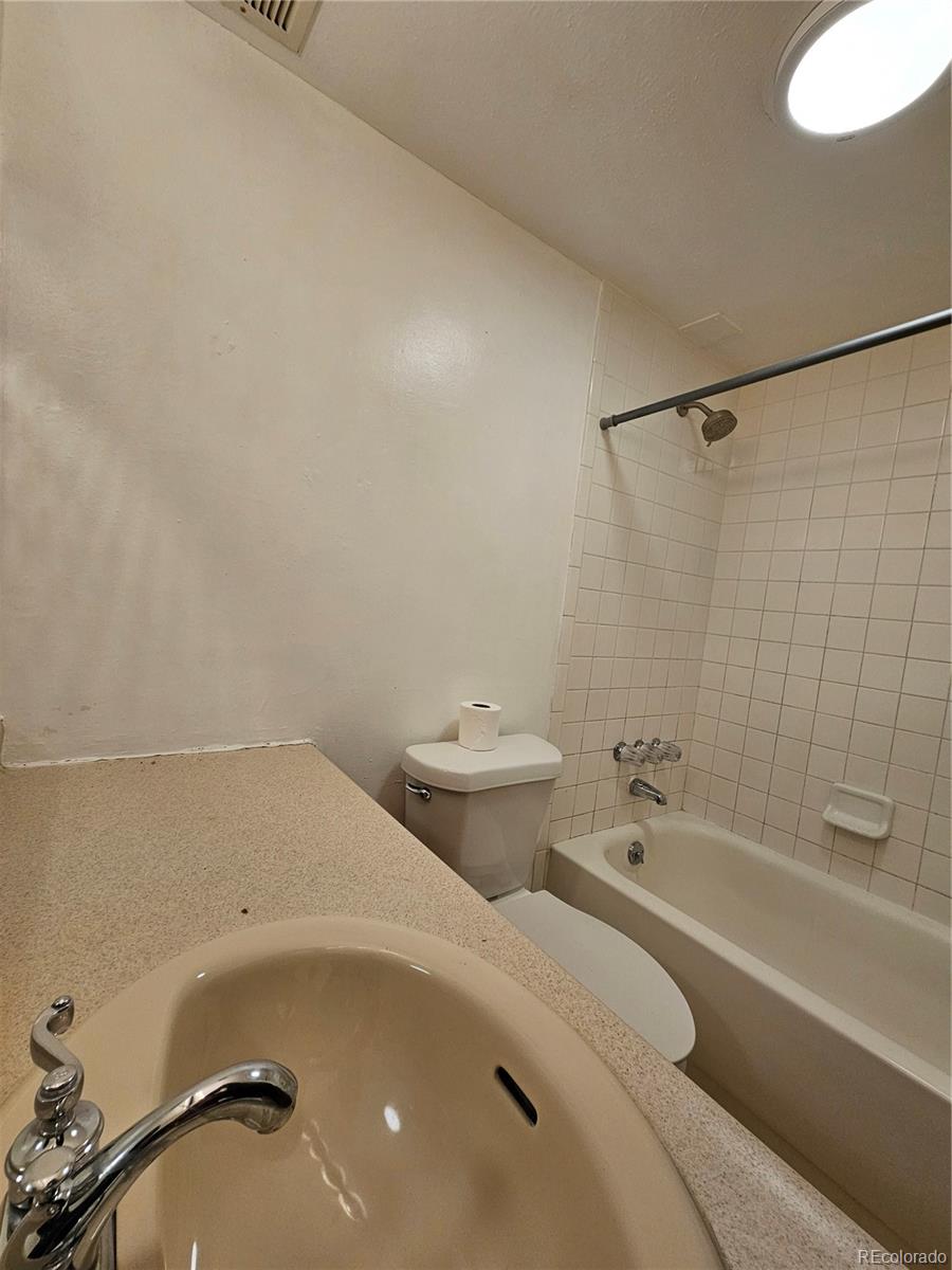 MLS Image #33 for 1270 n marion street 103,denver, Colorado