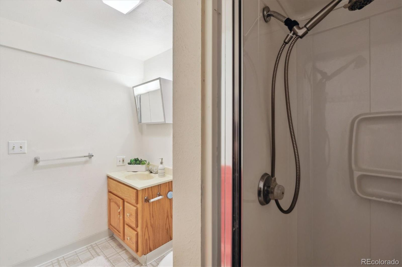 MLS Image #27 for 1448 s troy street,aurora, Colorado