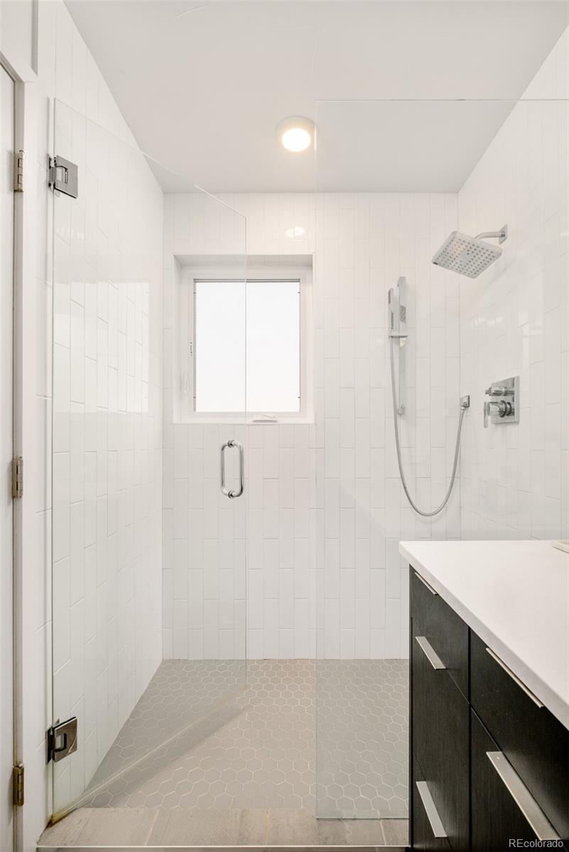 MLS Image #17 for 3435  lawrence street,denver, Colorado