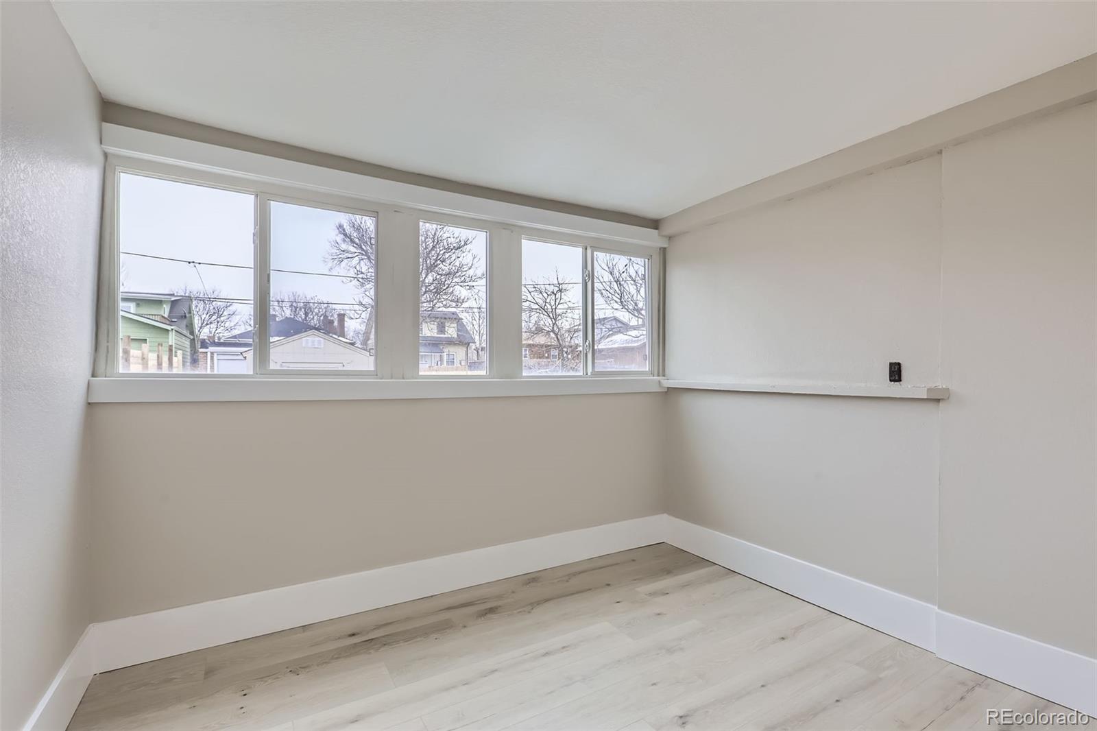 MLS Image #21 for 3532 n vine street,denver, Colorado