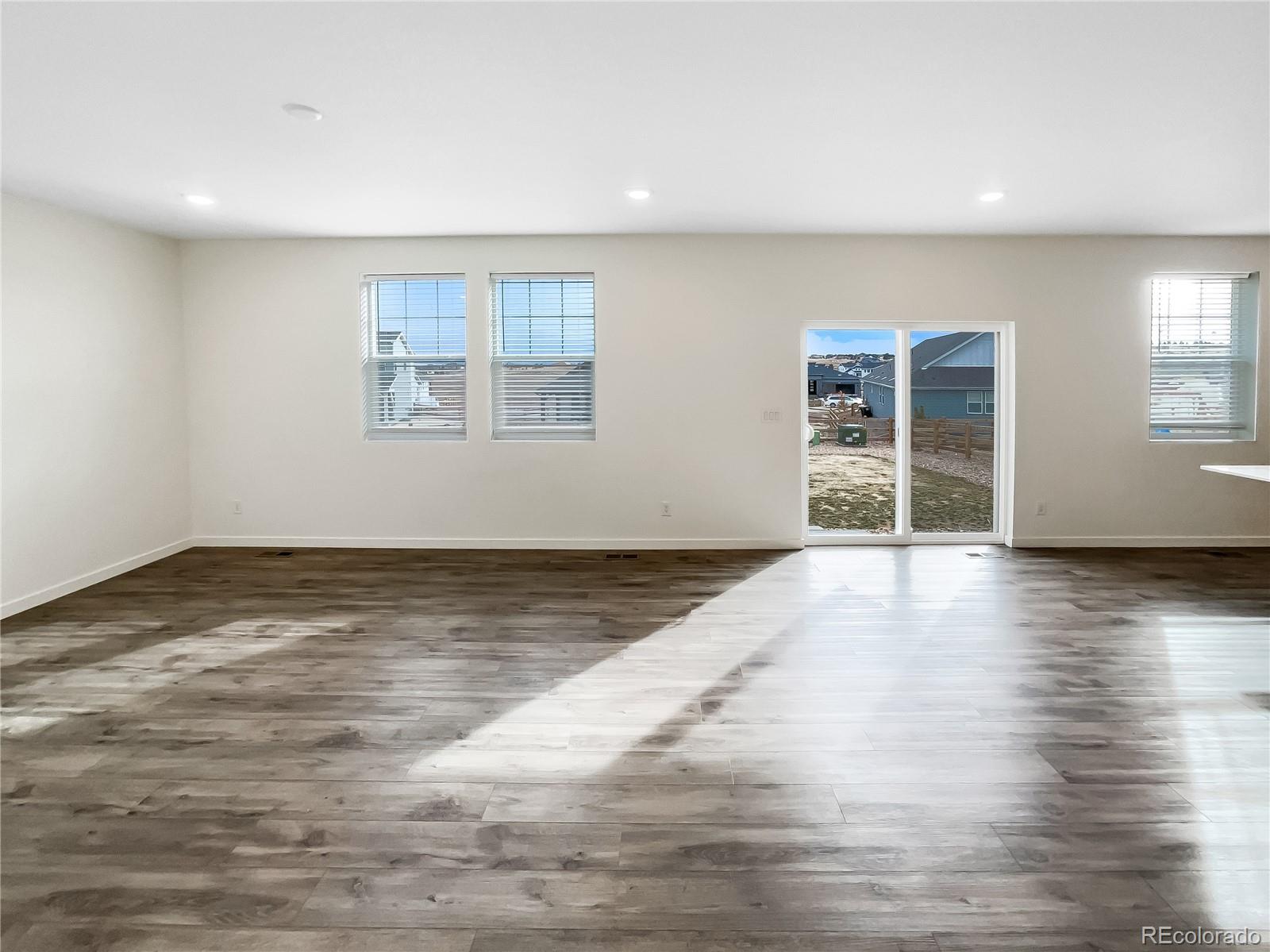 MLS Image #2 for 762  penn road,elizabeth, Colorado