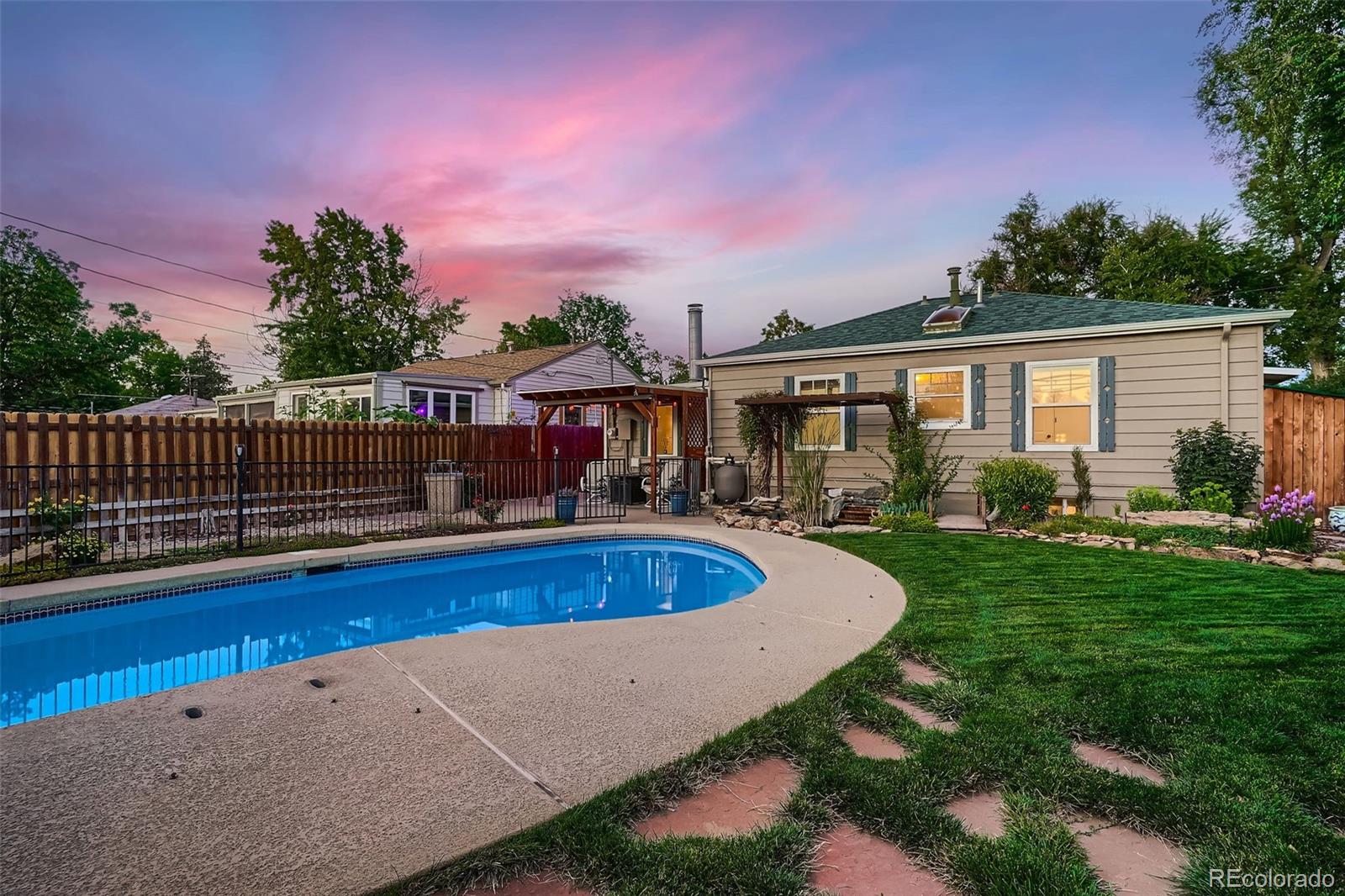 MLS Image #33 for 4329 s clarkson street,englewood, Colorado