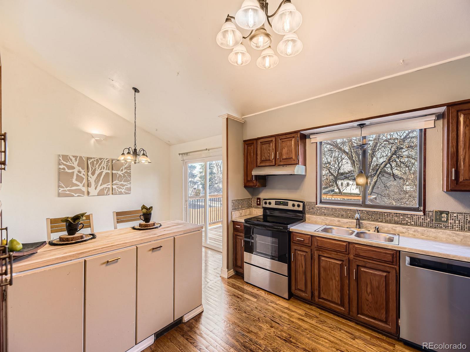 MLS Image #10 for 4589 s evanston street,aurora, Colorado