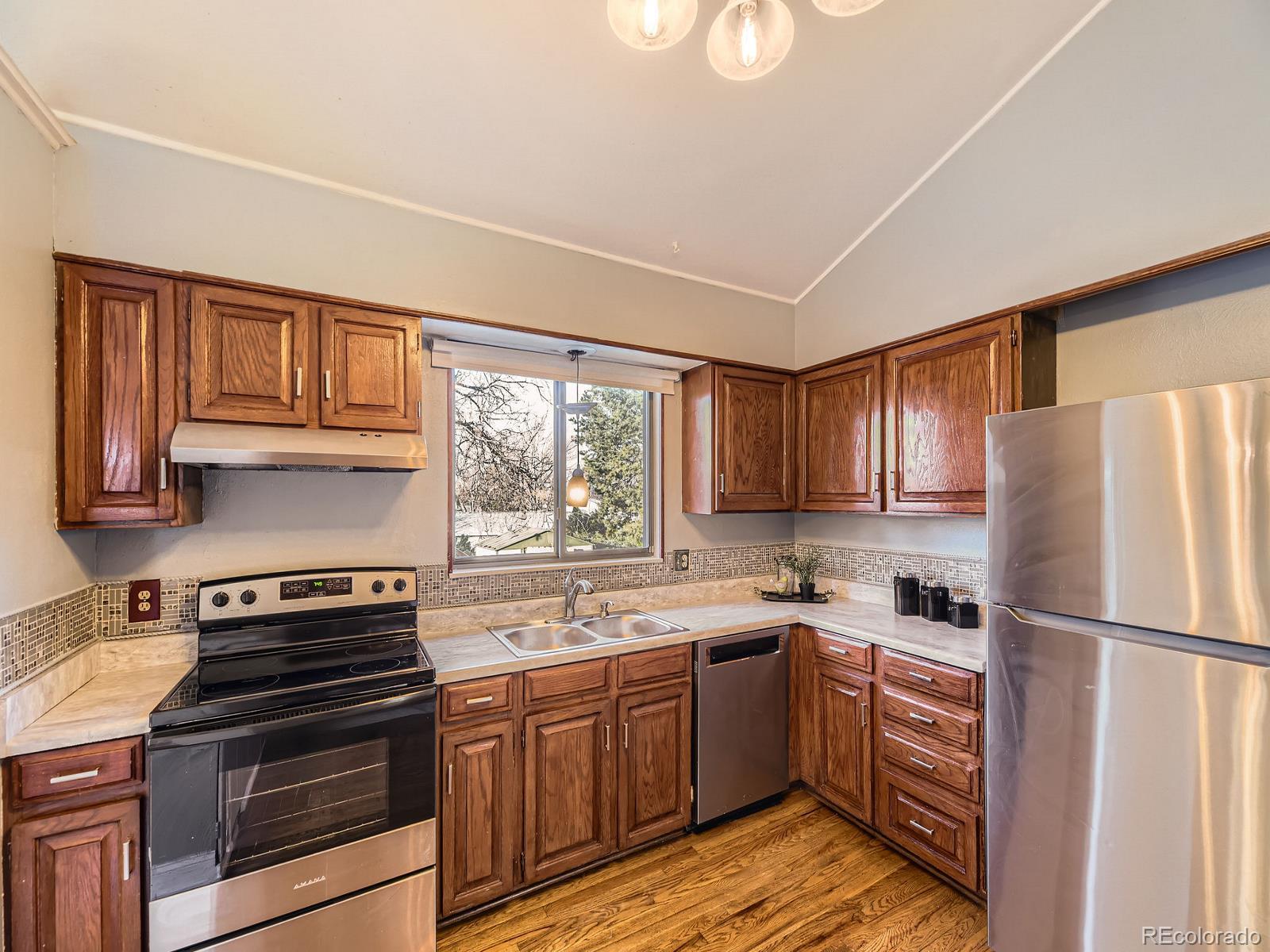 MLS Image #9 for 4589 s evanston street,aurora, Colorado