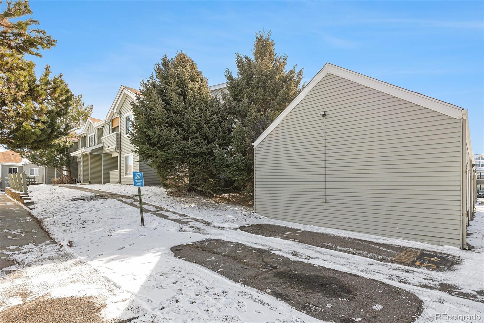 MLS Image #14 for 912 s yampa street 208,aurora, Colorado