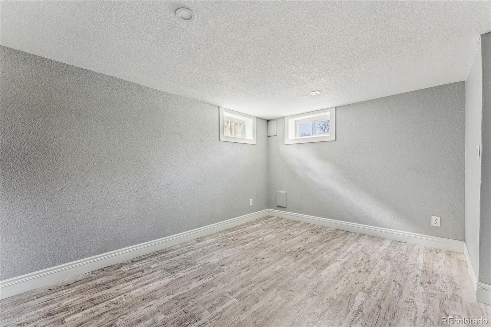 MLS Image #18 for 1678  verbena street,denver, Colorado