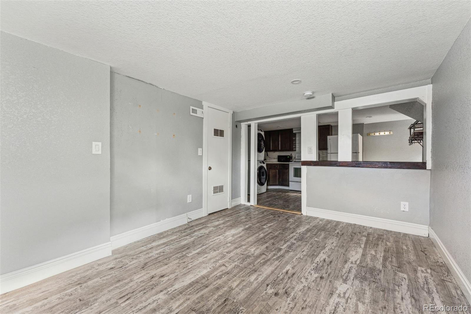 MLS Image #20 for 1678  verbena street,denver, Colorado