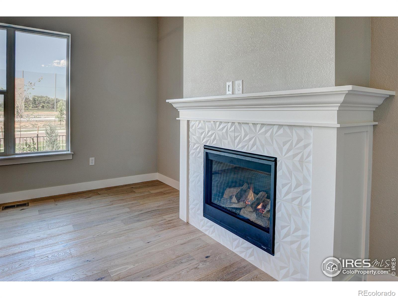 MLS Image #5 for 202  high point drive,longmont, Colorado