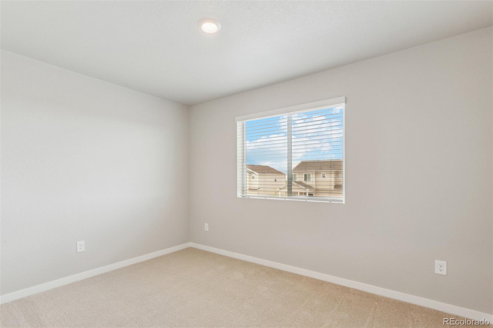 MLS Image #10 for 48275  shetland drive,bennett, Colorado