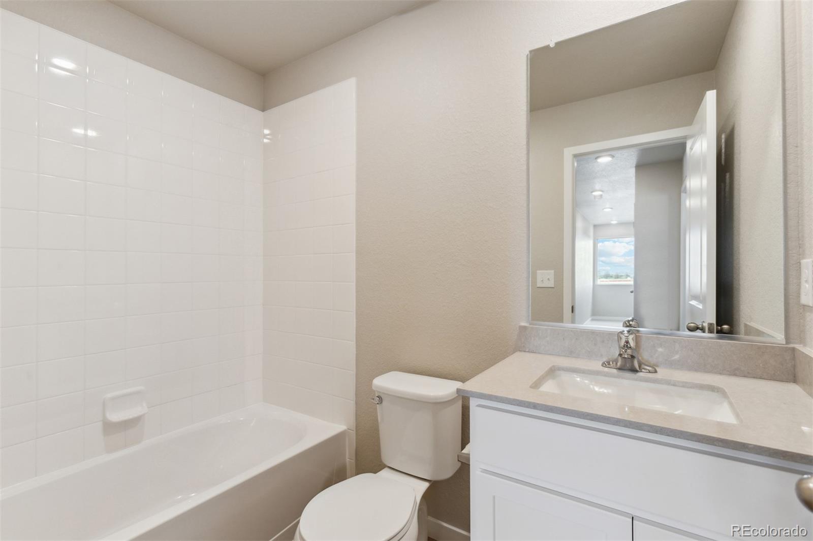 MLS Image #11 for 48275  shetland drive,bennett, Colorado