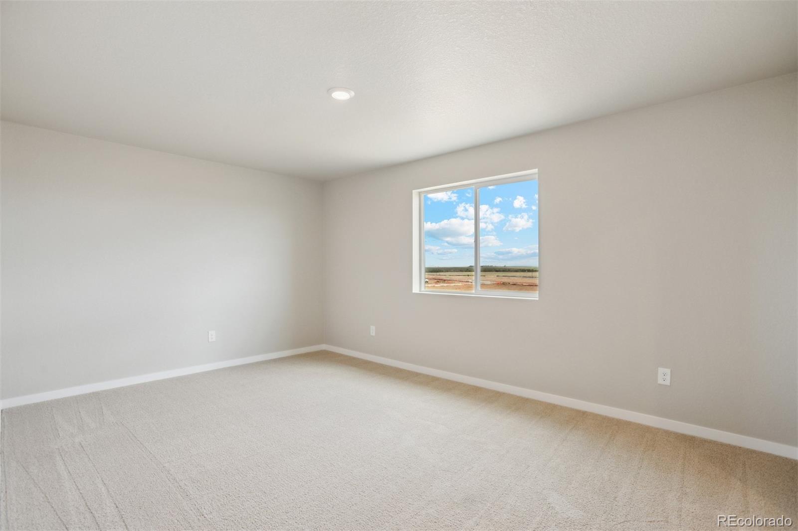 MLS Image #5 for 48275  shetland drive,bennett, Colorado