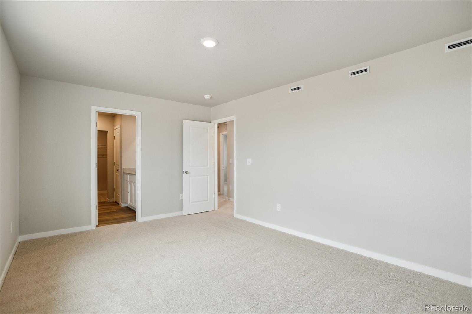MLS Image #6 for 48275  shetland drive,bennett, Colorado