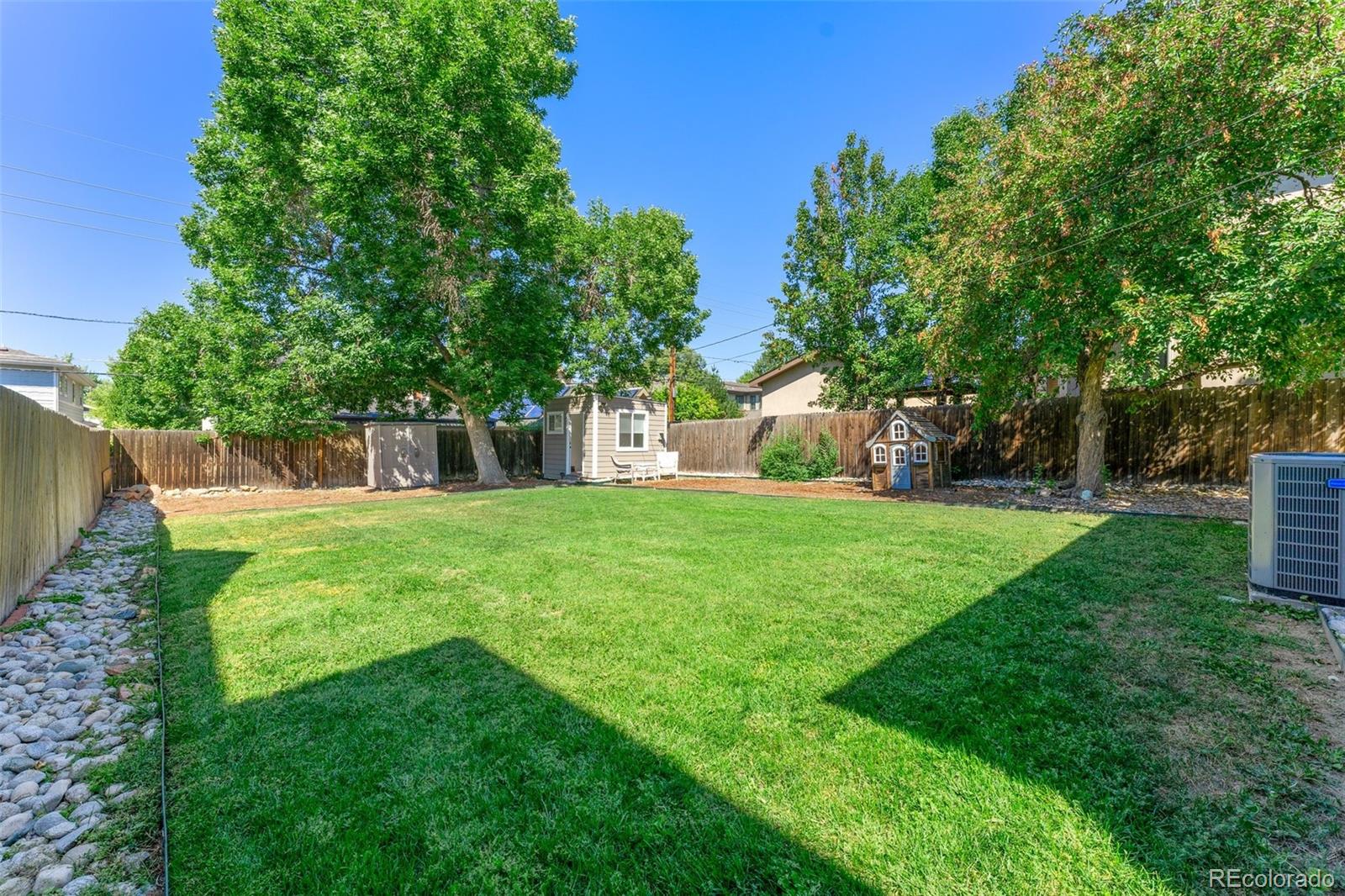 MLS Image #24 for 1627 s saint paul street,denver, Colorado