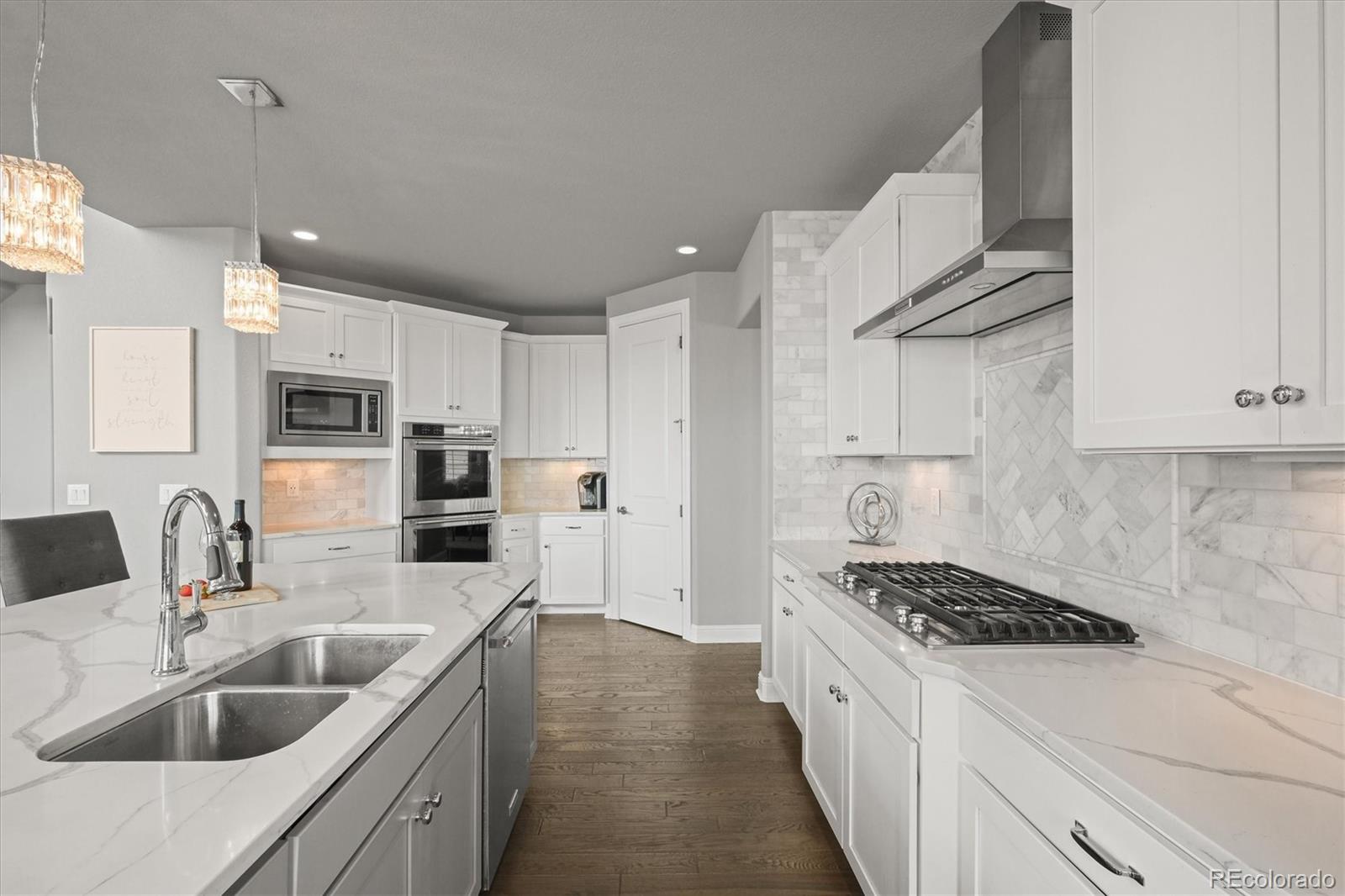 MLS Image #10 for 22229  boundstone drive,parker, Colorado