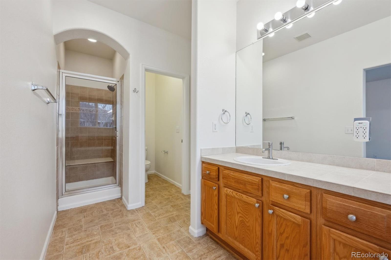 MLS Image #13 for 11391  navajo circle b,denver, Colorado