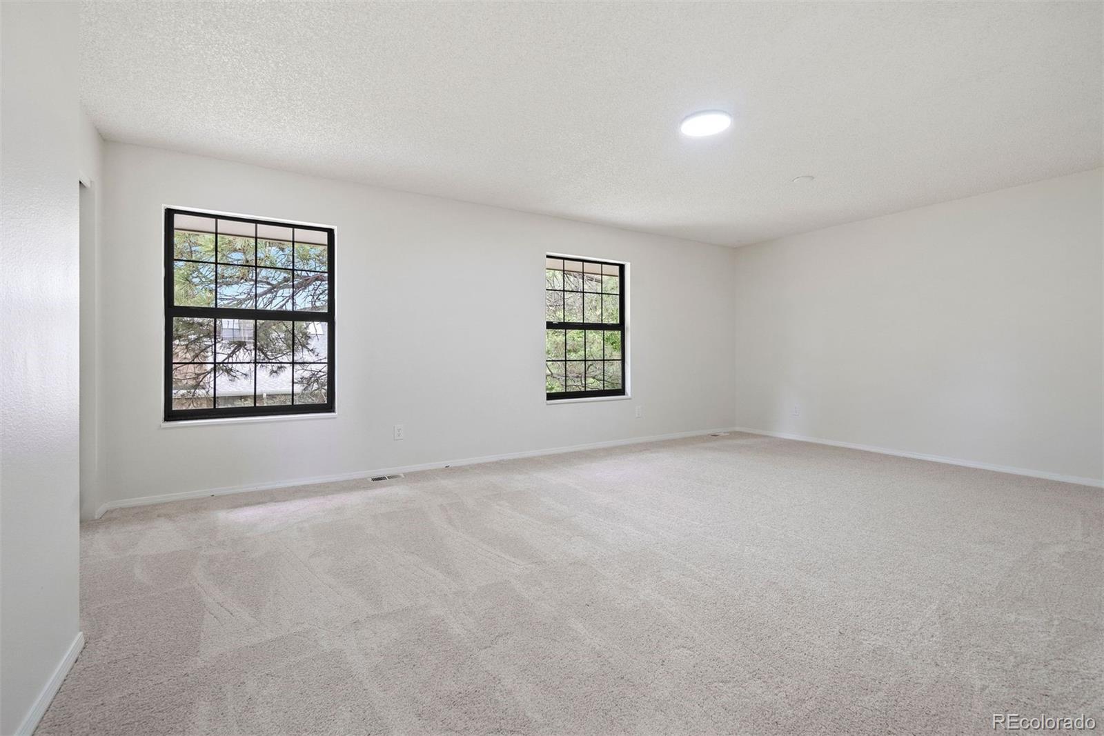 MLS Image #20 for 10310 e jewell avenue,aurora, Colorado