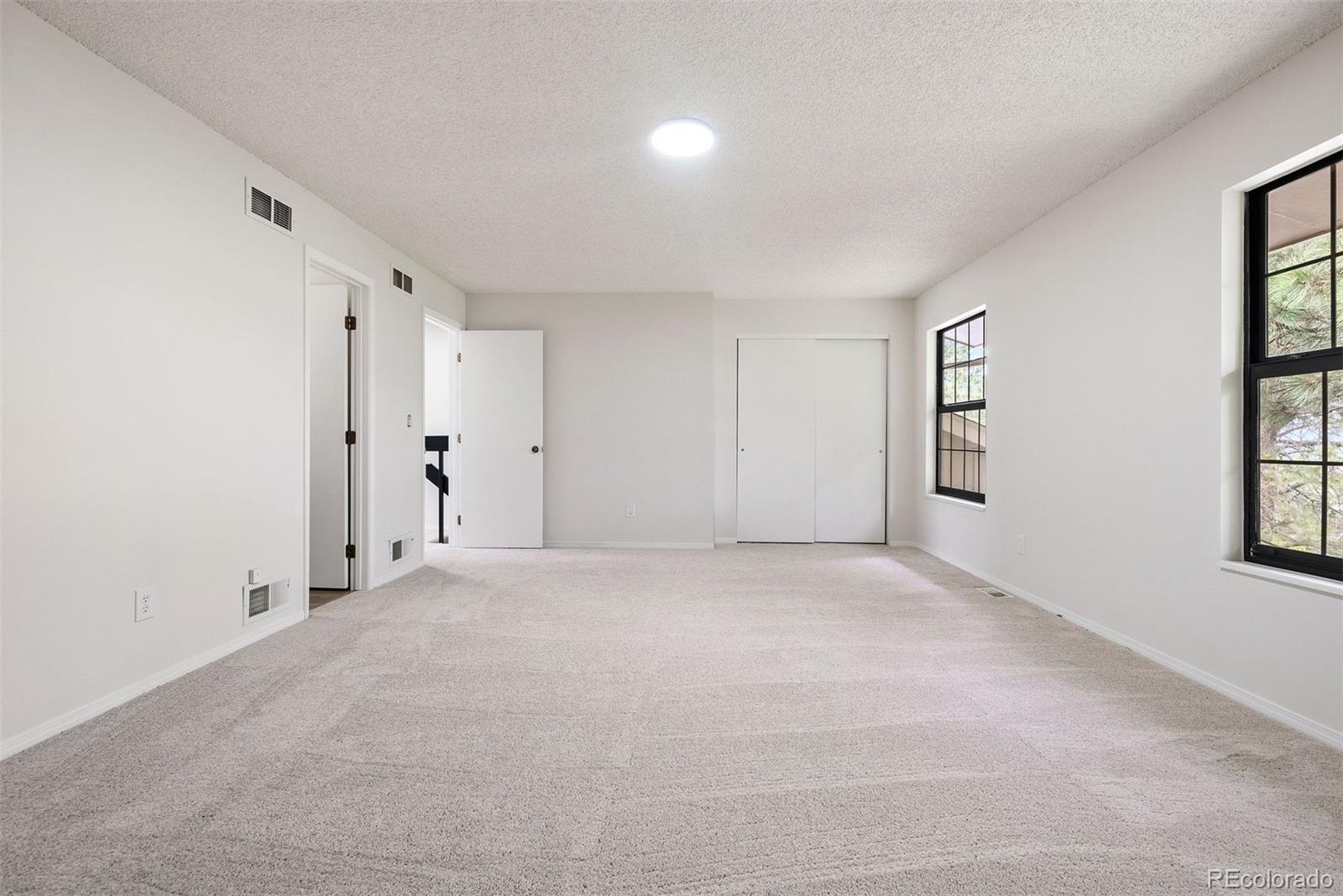 MLS Image #21 for 10310 e jewell avenue,aurora, Colorado