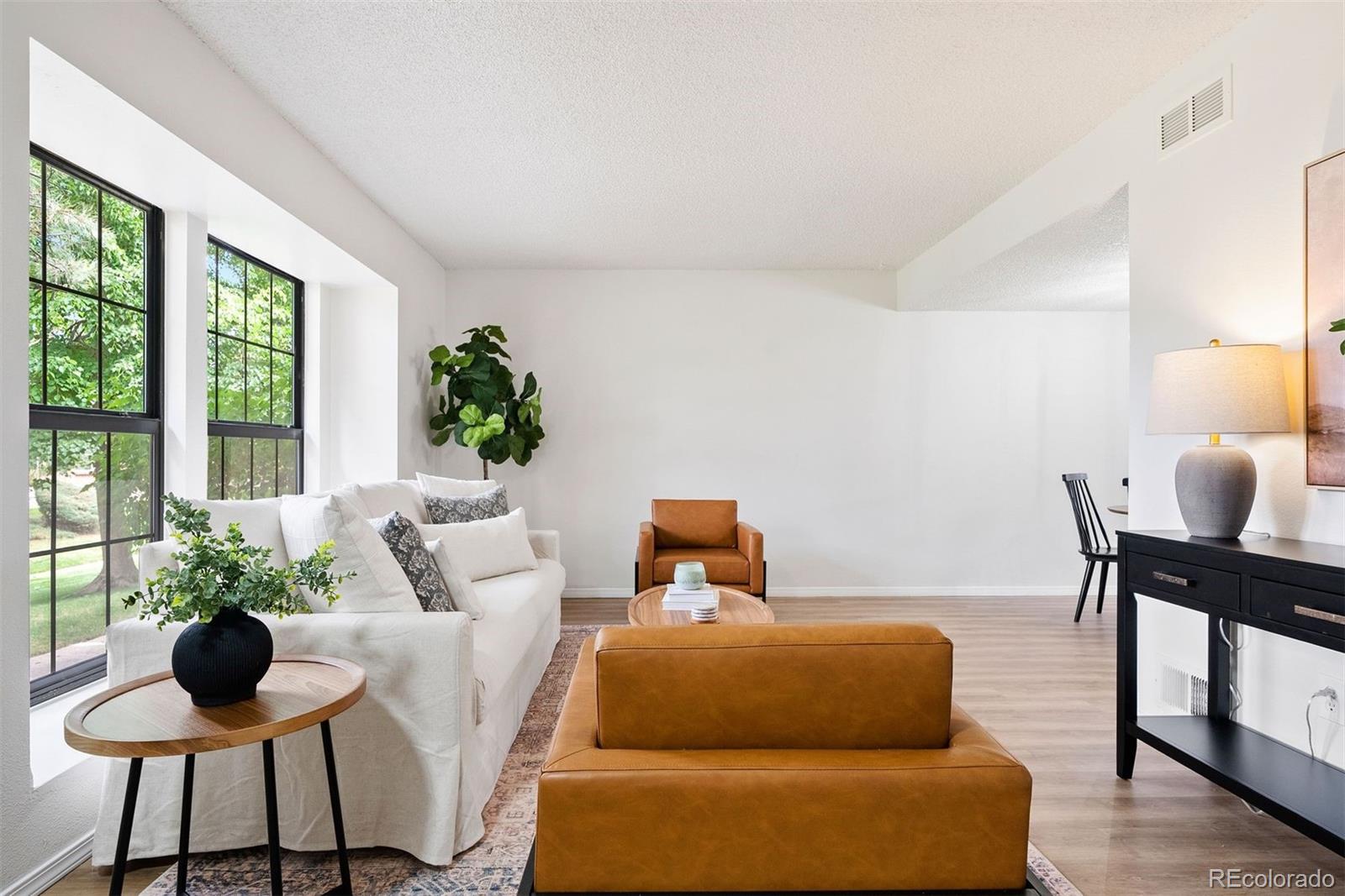 MLS Image #8 for 10310 e jewell avenue,aurora, Colorado