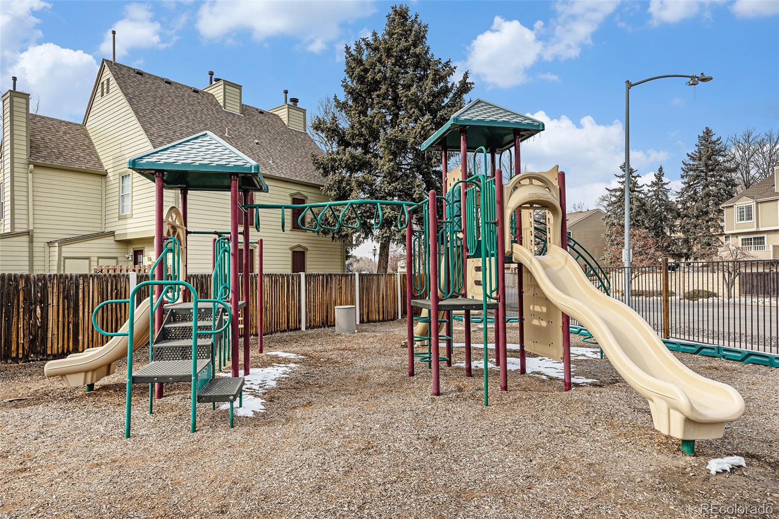 MLS Image #24 for 1885 s quebec way,denver, Colorado