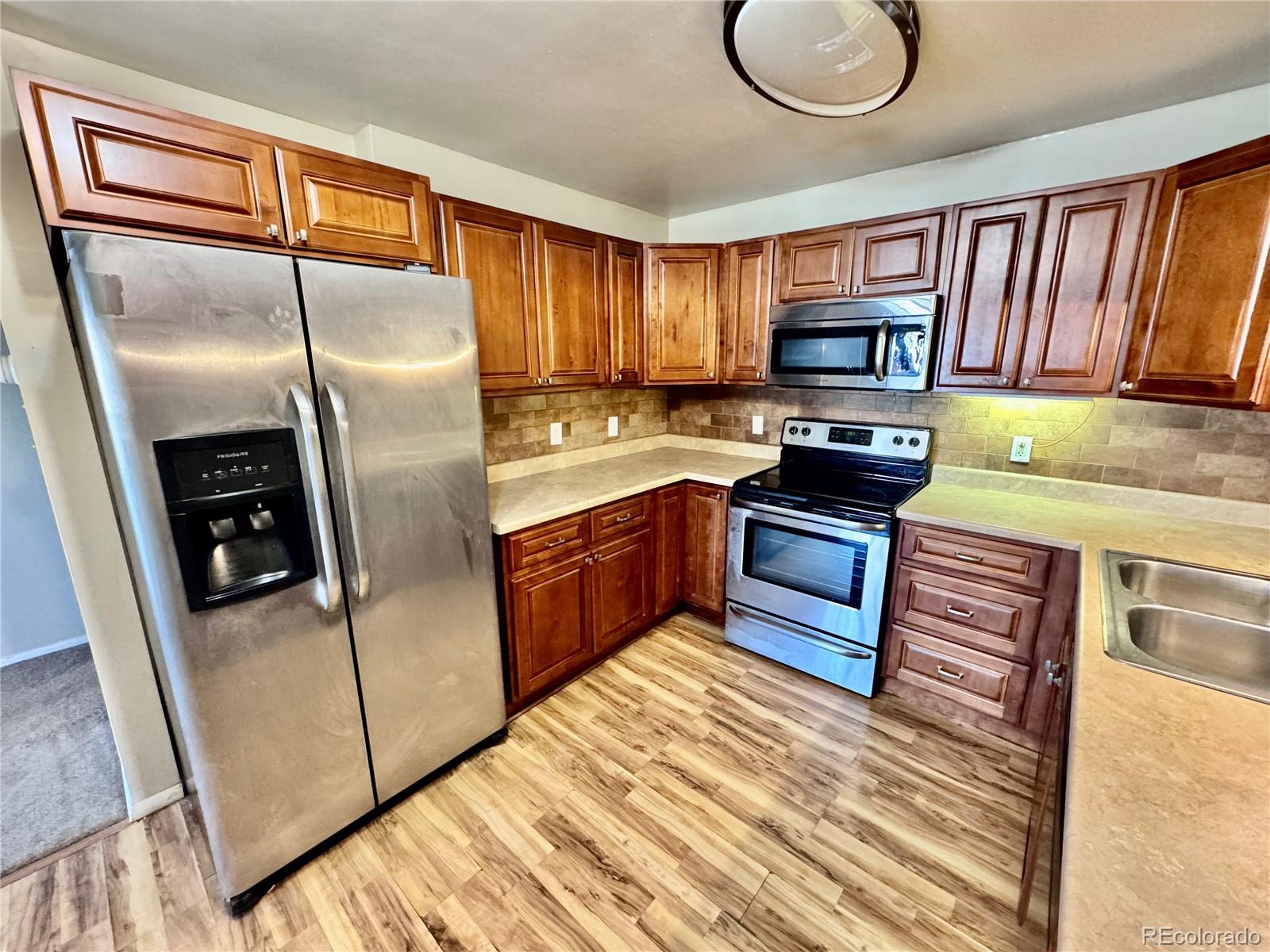 MLS Image #7 for 605 s alton way,denver, Colorado