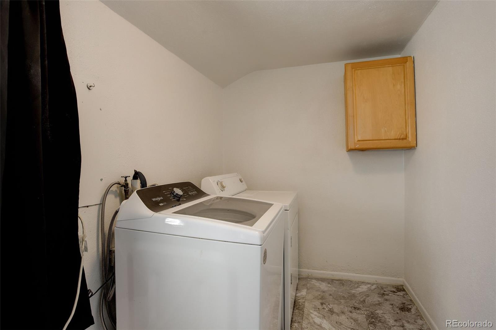 MLS Image #13 for 2872 s harrison street,denver, Colorado