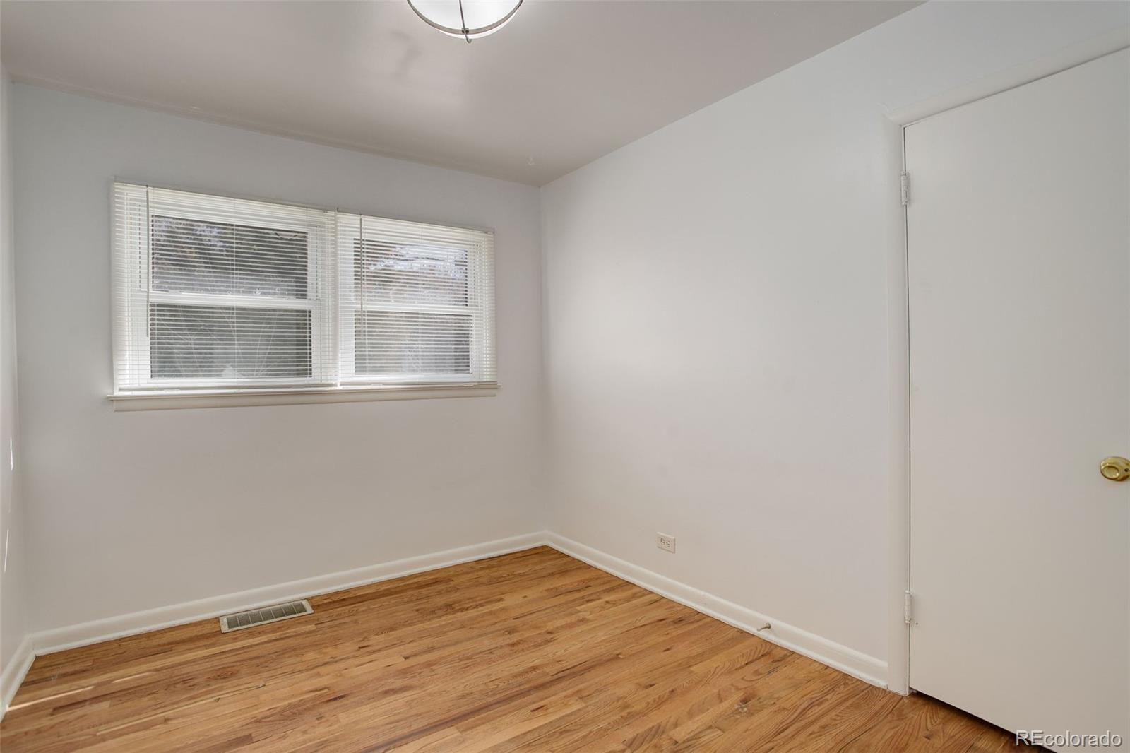 MLS Image #15 for 2872 s harrison street,denver, Colorado