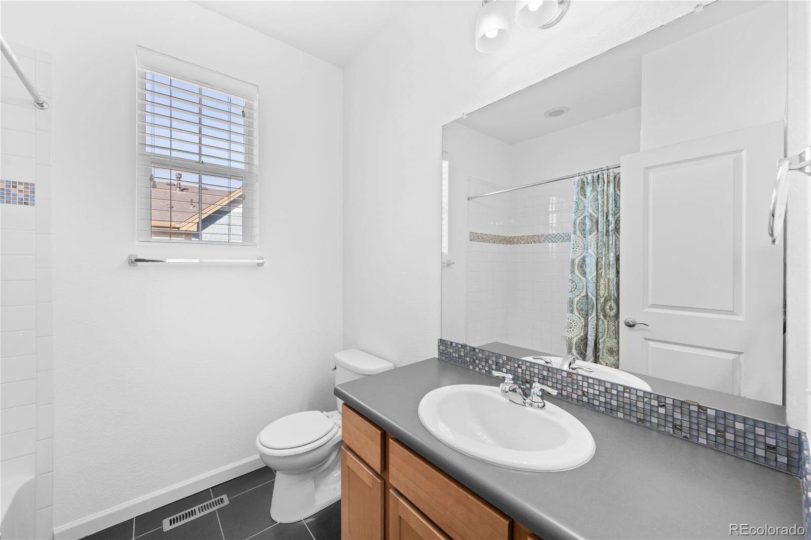 MLS Image #12 for 2162  tamarac street,denver, Colorado