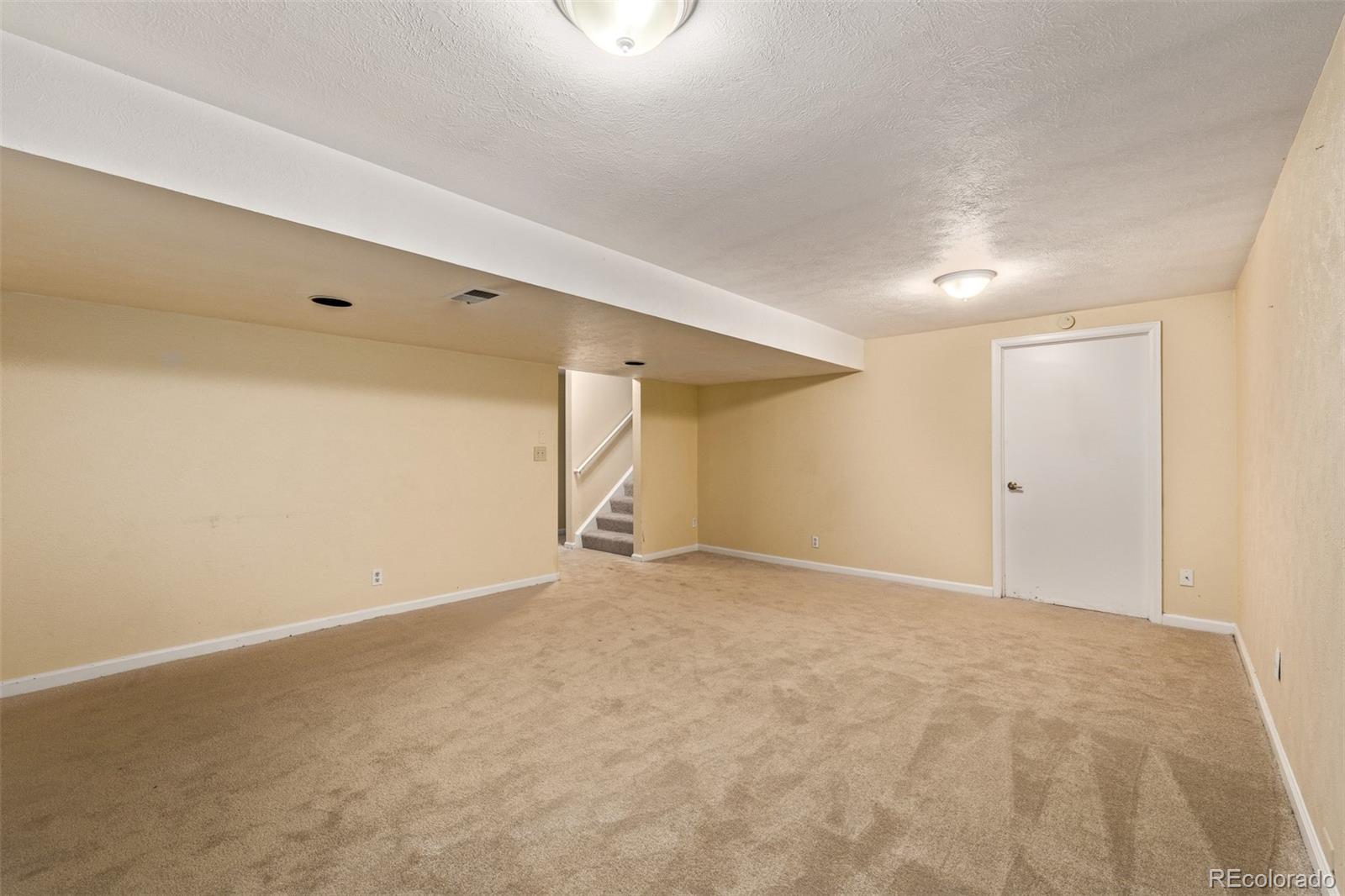 MLS Image #33 for 12107 e vassar drive,aurora, Colorado