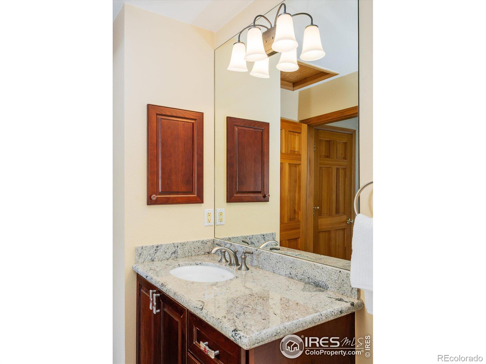 MLS Image #23 for 990  utica circle,boulder, Colorado