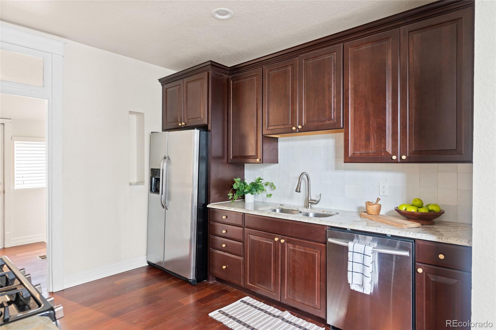 MLS Image #9 for 3438 n york street,denver, Colorado