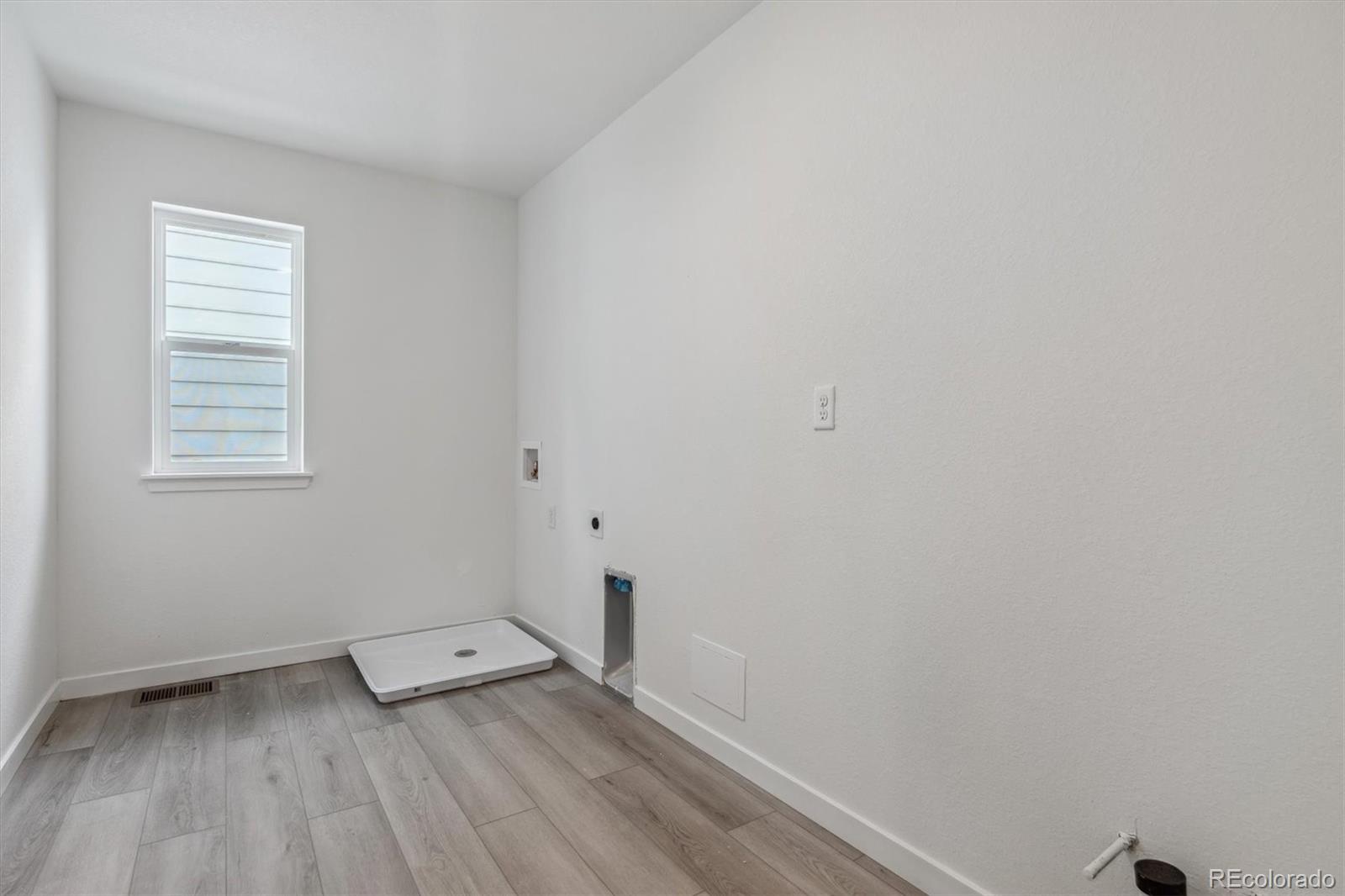 MLS Image #15 for 9277  truckee court,commerce city, Colorado