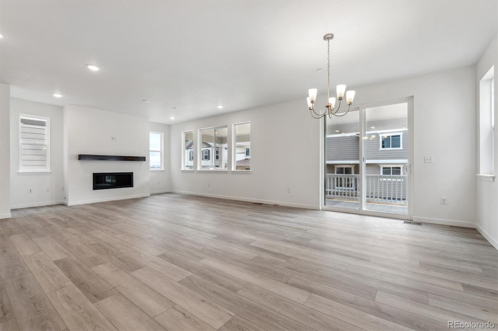 MLS Image #6 for 9277  truckee court,commerce city, Colorado
