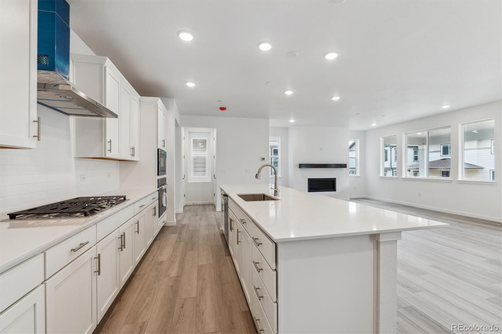 MLS Image #8 for 9277  truckee court,commerce city, Colorado