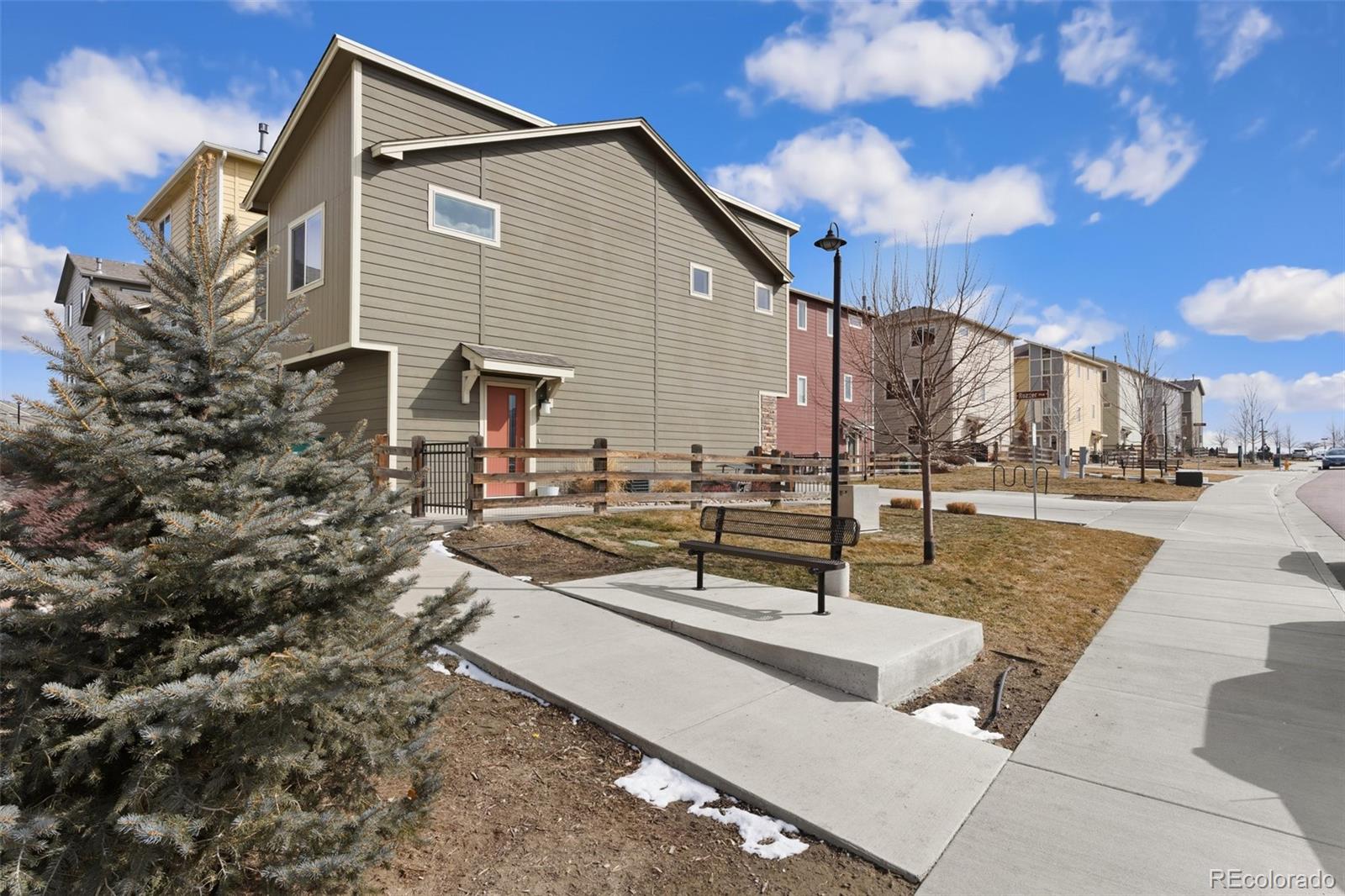 MLS Image #3 for 2004  rozzer view,colorado springs, Colorado