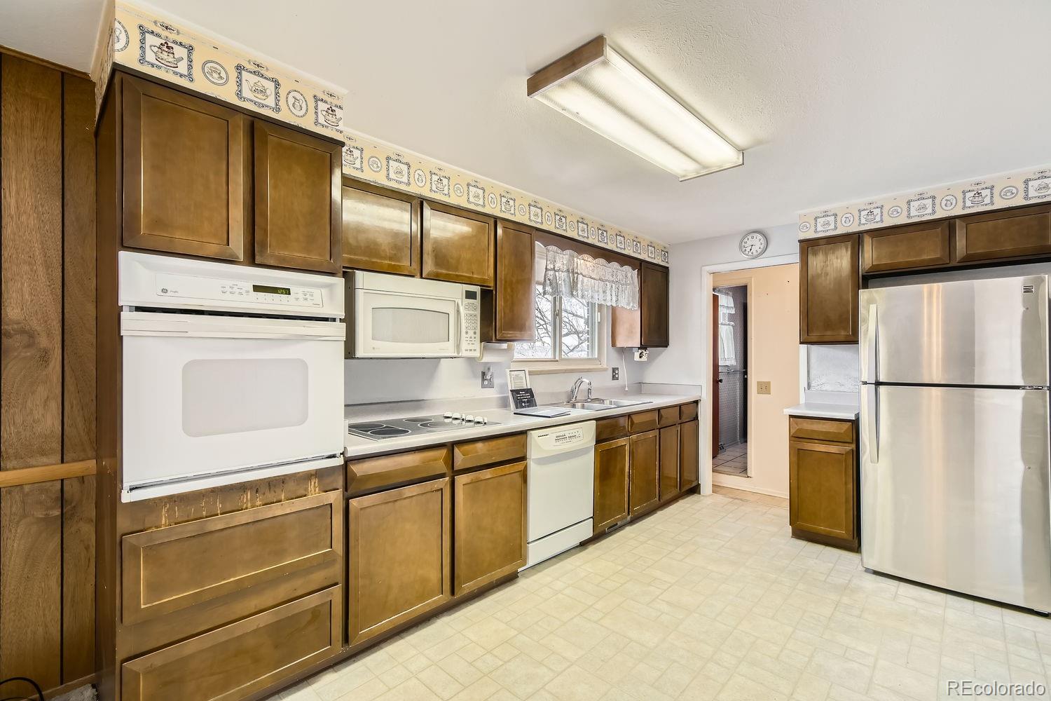 MLS Image #3 for 581 w 87th place,thornton, Colorado