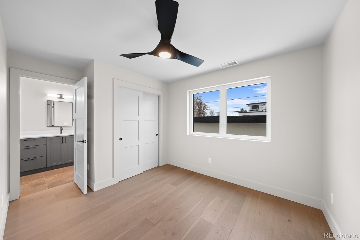 MLS Image #20 for 2520 s cherokee street,denver, Colorado