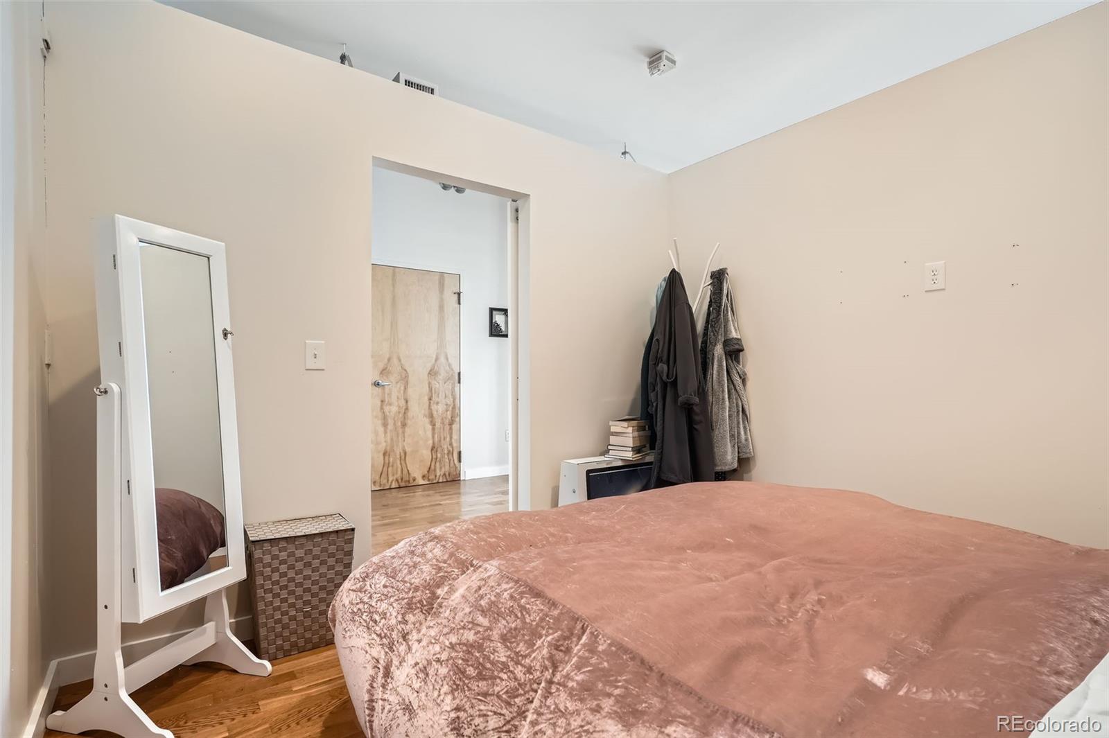 MLS Image #13 for 3100  huron street,denver, Colorado