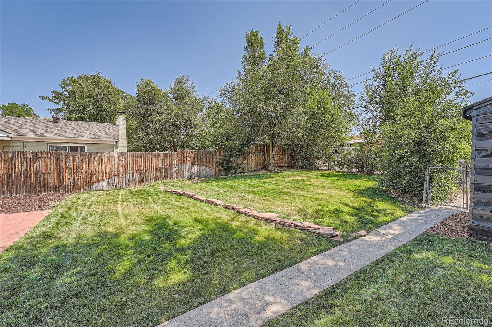 MLS Image #19 for 902  poplar street,denver, Colorado