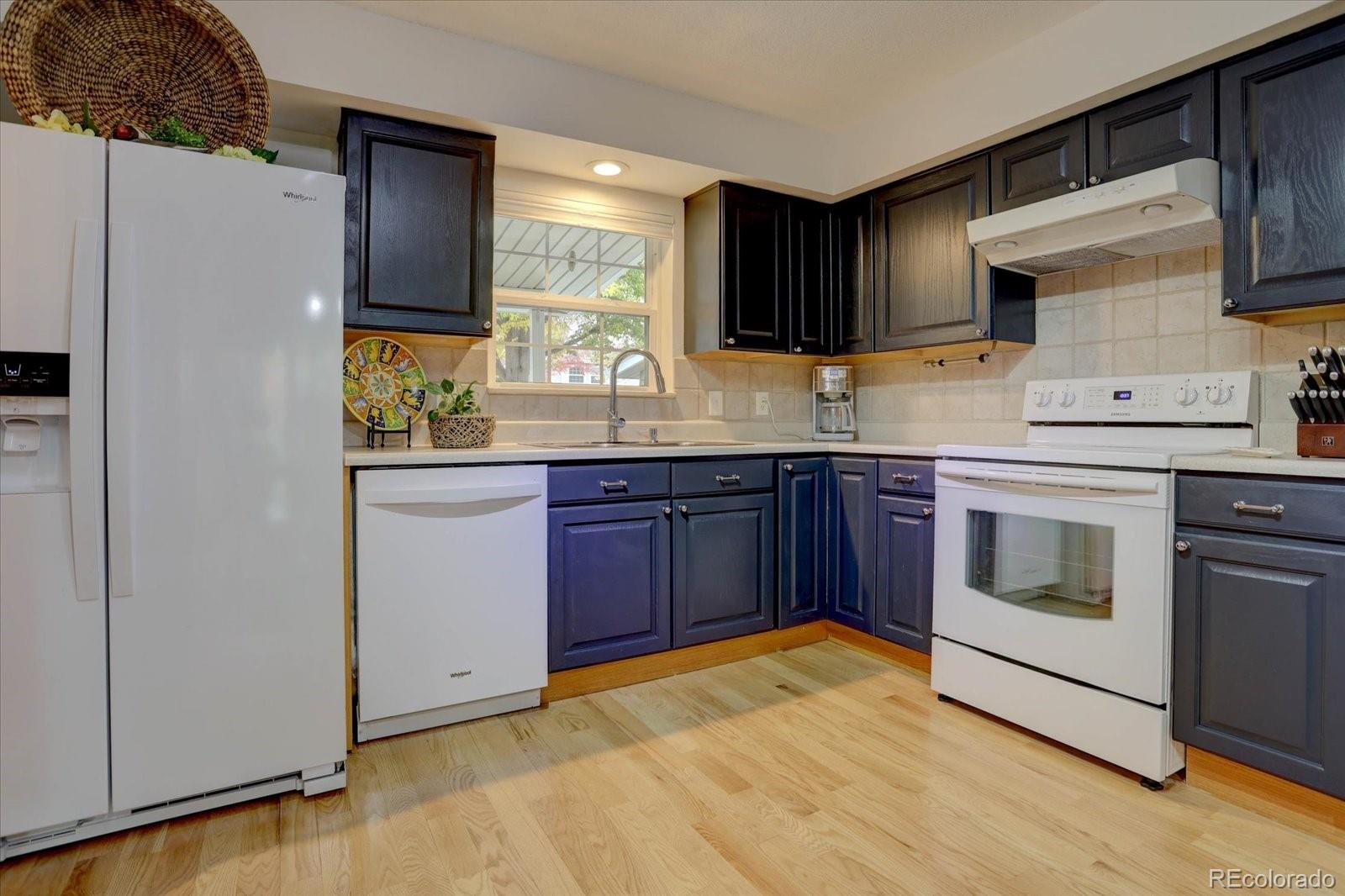 MLS Image #7 for 2752 s heather gardens way ,aurora, Colorado