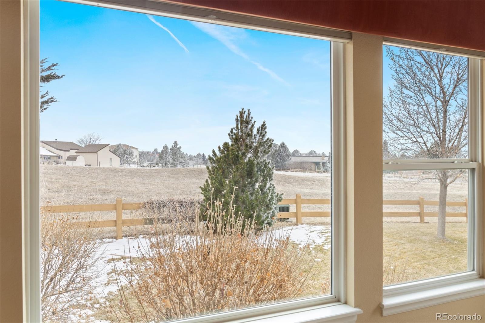 MLS Image #11 for 21780 e heritage parkway,aurora, Colorado