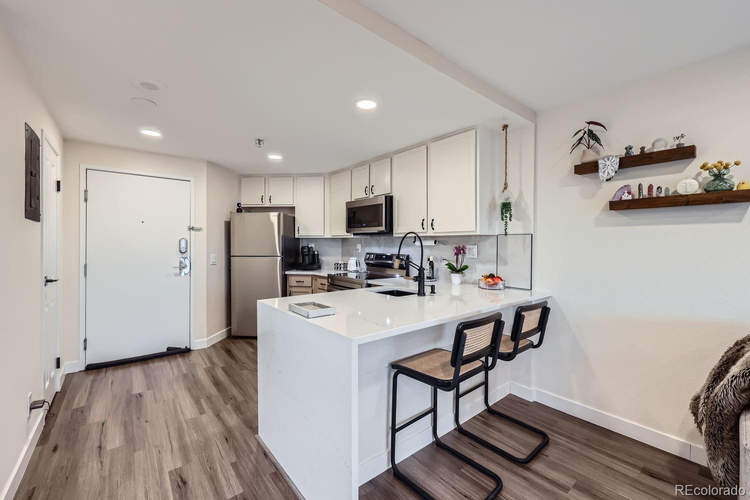 MLS Image #6 for 100  park avenue 605,denver, Colorado