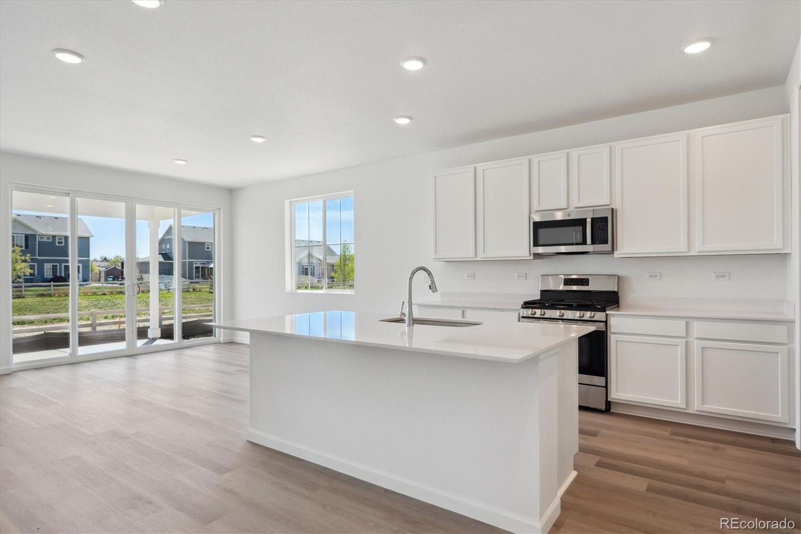 MLS Image #3 for 4214  lacewood lane,johnstown, Colorado