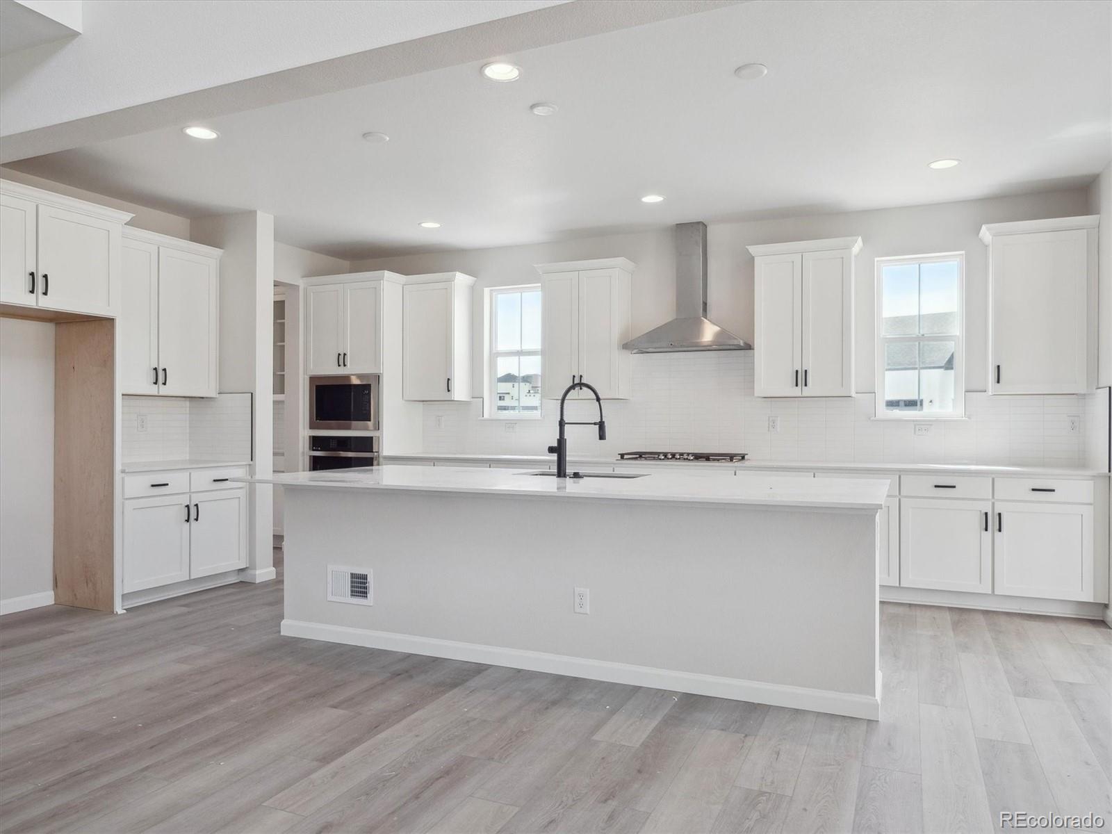 MLS Image #8 for 4741  twelve oaks way,castle rock, Colorado