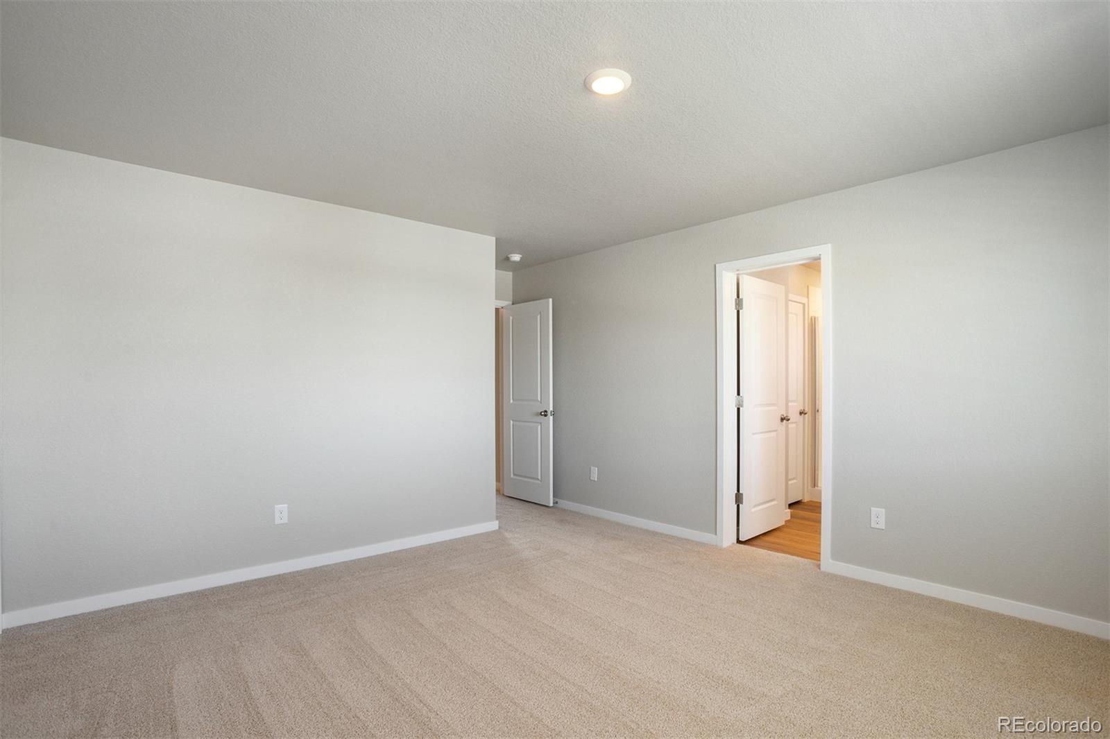 MLS Image #5 for 48250  shetland drive,bennett, Colorado