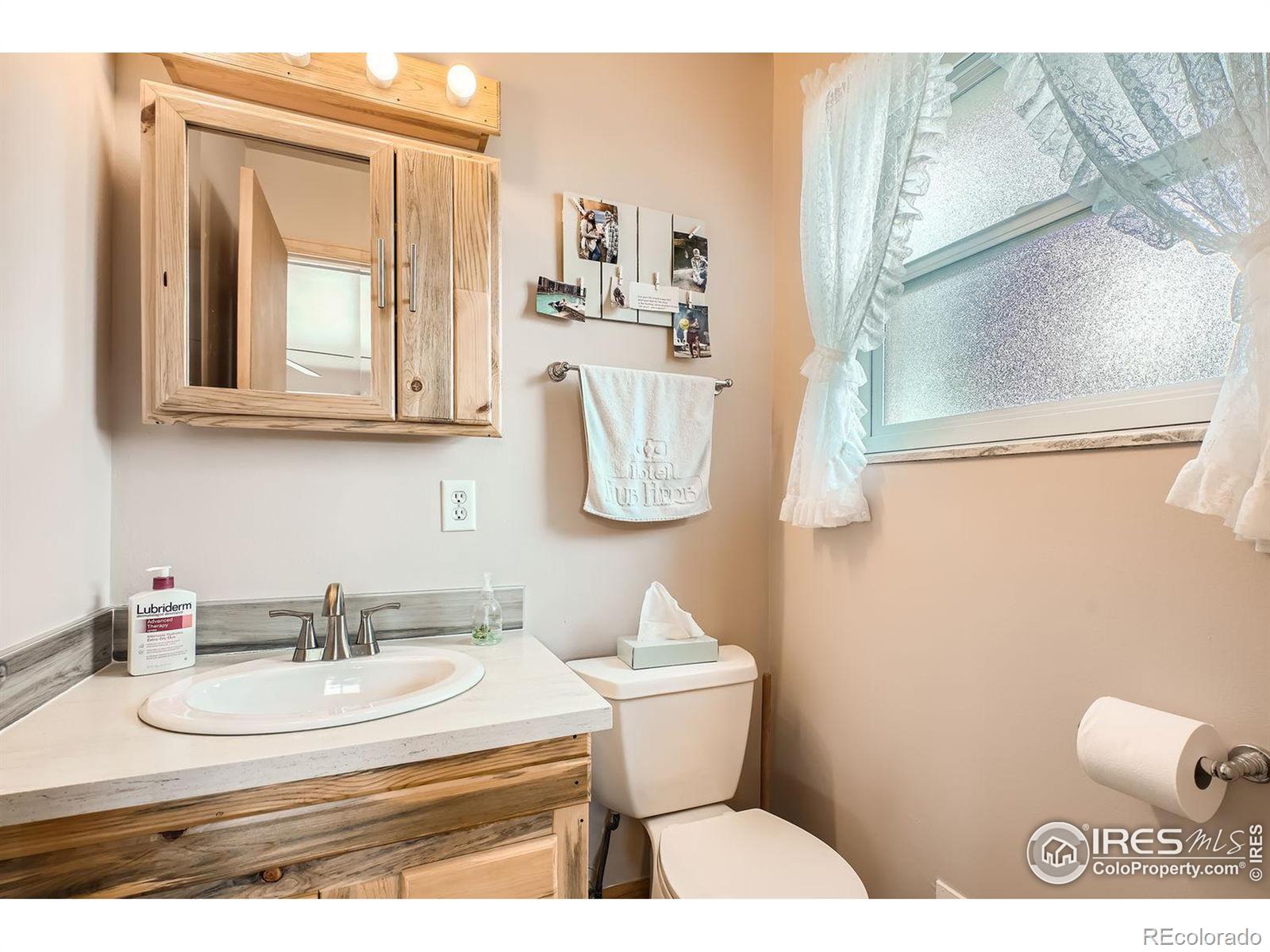 MLS Image #12 for 11308  fowler drive,northglenn, Colorado