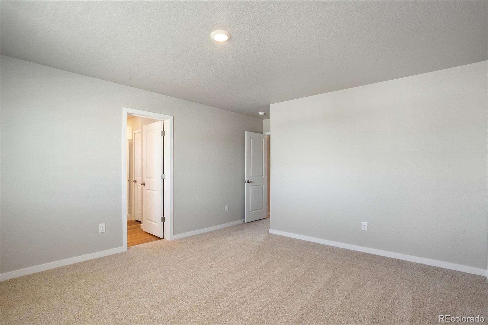 MLS Image #5 for 48195  shetland drive,bennett, Colorado